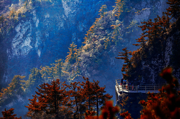 《秋染尧山》王延川摄+13837214757.jpg 《秋染尧山》王延川摄+13837214757.jpg