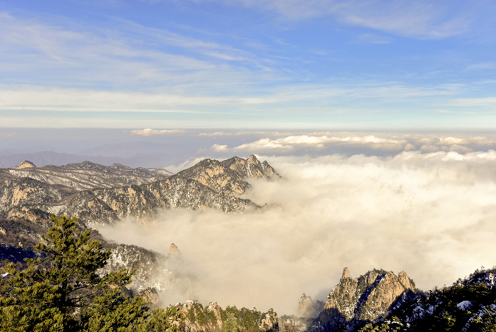 《尧山云海》--李涛--13503415957.jpg 《尧山云海》--李涛--13503415957.jpg
