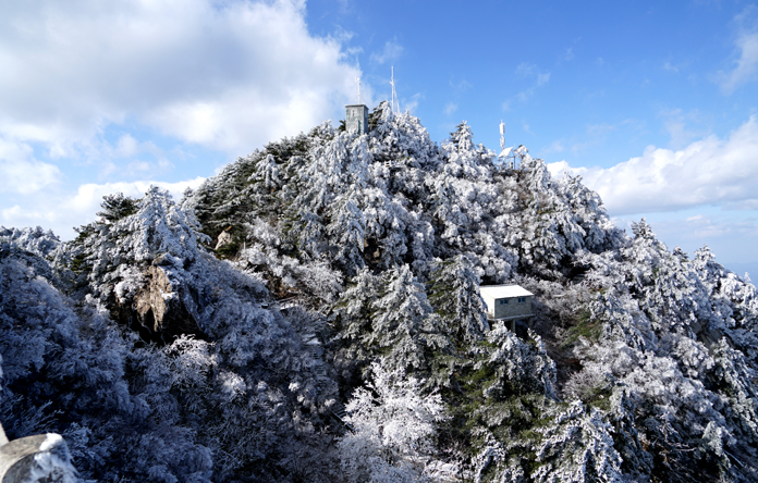 森林防火观察站 摄影 李泓旻13937517777·.jpg 森林防火观察站 摄影 李泓旻13937517777·.jpg