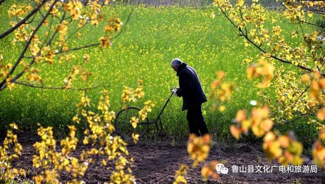 C:\Users\Administrator\Desktop\1\15.jpg C:\Users\Administrator\Desktop\1\15.jpg