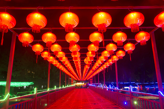 《墨街夜色》摄影:冯洪波.jpg 《墨街夜色》摄影:冯洪波.jpg