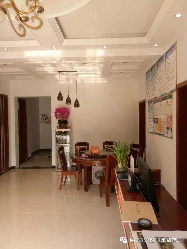 凤之源农家院2.jpg 凤之源农家院2.jpg