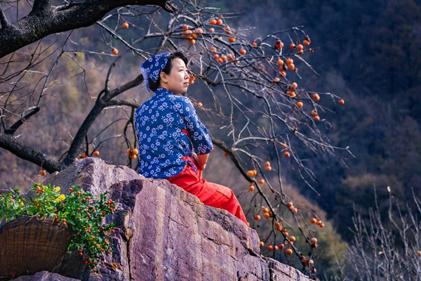 何元生《秋意》.jpg 何元生《秋意》.jpg